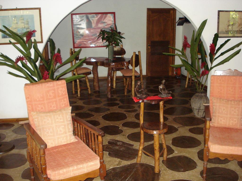 Cote Sud - Unique Villa & Bungalows Intendance Road 塔卡马卡 外观 照片
